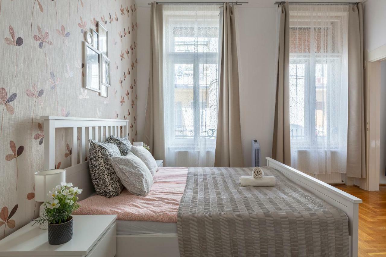 Deluxe Dream Home In The Center Budapest Esterno foto